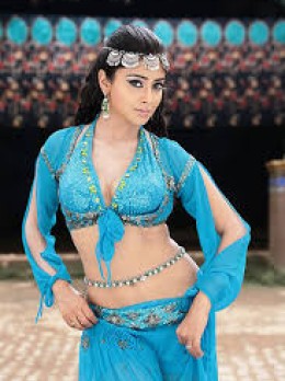 YOGITA - Escort Beautiful Indian Escorts in burdubai | Girl in Dubai
