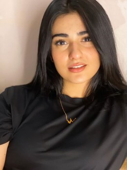 Alisha Sharma - Escort in United Arab Emirates - intimate haircut Partially